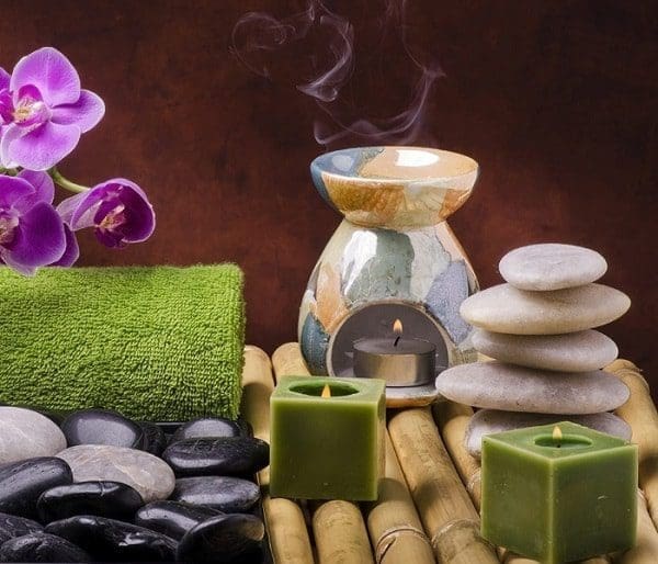 princípio do impacto dos aromas aromaterapia cheiro óleos essenciais