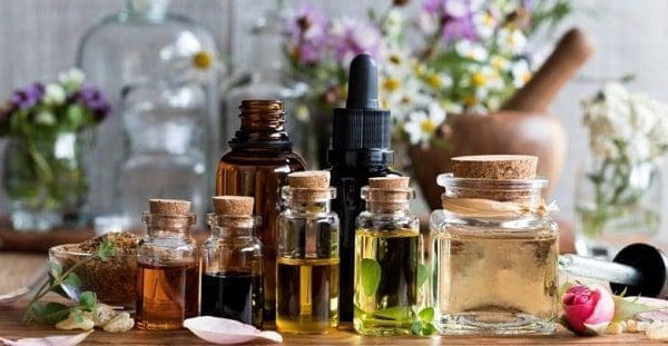 óleo essencial aromaterapia tratamento natural saúde
